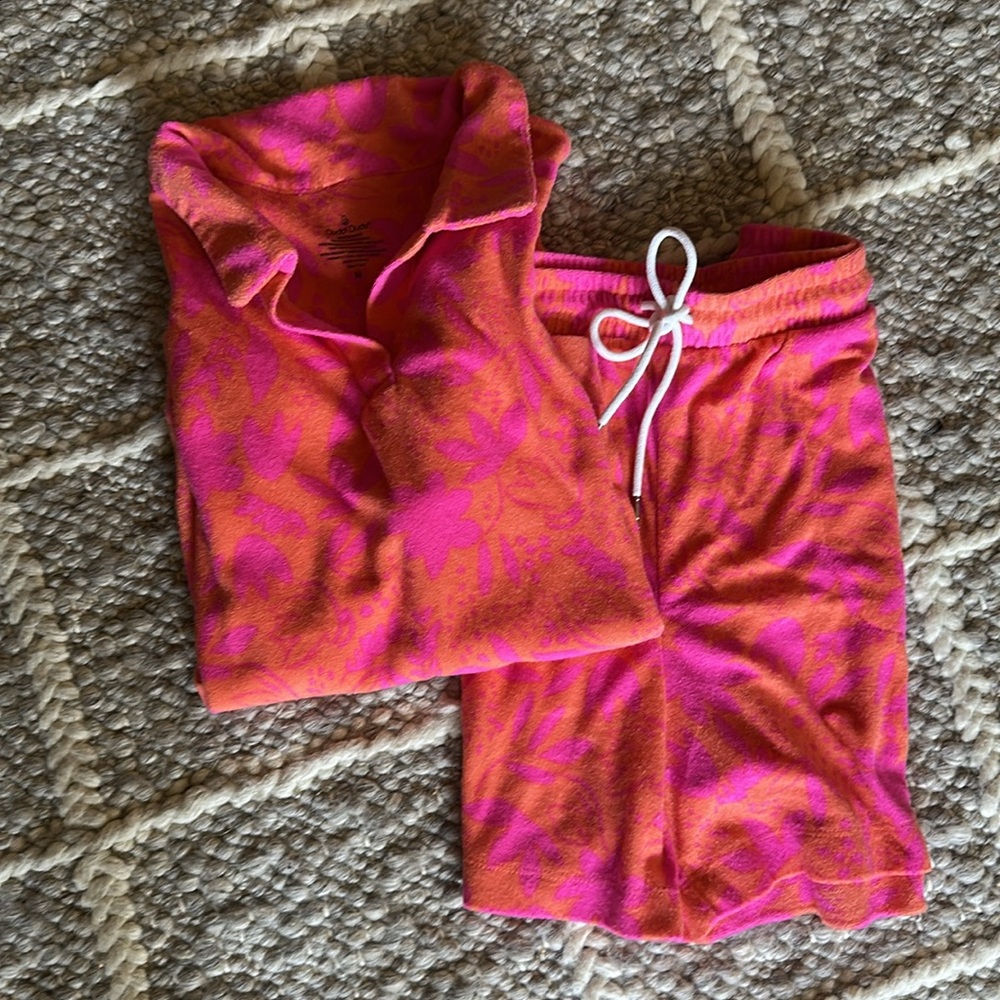 Cuddl Duds Bright  Pink and Orange Lounge Set. NWOT.